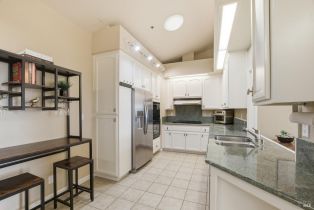 Condominium,  Stonefield lane, Santa Rosa, CA 95403 - 7