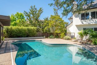 Single Family Residence,  Jessie court, Windsor, CA 95492 - 5