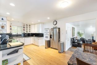 Single Family Residence,  Olympia court, Napa, CA 94558 - 2