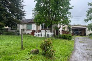 Residential Lease, 20 Eucalyptus Rd #A, Petaluma, CA  Petaluma, CA 94952