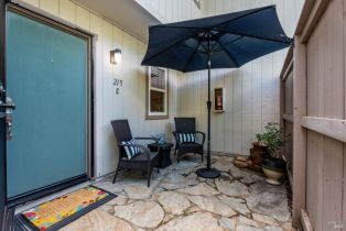 Condominium, 215 Stony Point Rd #E, Santa Rosa, CA  Santa Rosa, CA 95401
