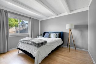 Single Family Residence,  San Marino drive, Petaluma, CA 94954 - 15