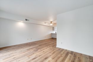 Condominium,  Elbridge avenue, Cloverdale, CA 95425 - 20