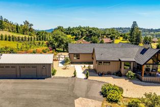 Single Family Residence, Crystal Springs court, Santa Rosa, CA 95404 - 2