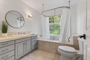 Single Family Residence,  Chablis road, Healdsburg, CA 95448 - 34