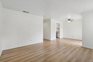 Condominium,  Mission boulevard, Santa Rosa, CA 95409 - 4