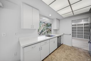 Single Family Residence,  Mesa Oaks lane, Santa Rosa, CA 95409 - 16