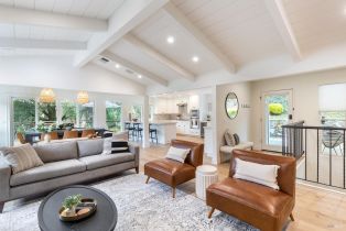 Single Family Residence,  Chiquita road, Healdsburg, CA 95448 - 4
