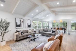 Single Family Residence,  Chiquita road, Healdsburg, CA 95448 - 5