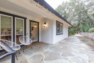 Single Family Residence,  Chiquita road, Healdsburg, CA 95448 - 3