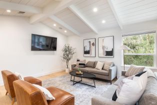 Single Family Residence,  Chiquita road, Healdsburg, CA 95448 - 8