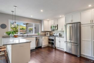 Single Family Residence,  Round court, Petaluma, CA 94952 - 15