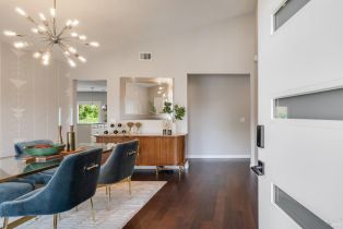 Single Family Residence,  Round court, Petaluma, CA 94952 - 4