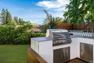 Single Family Residence,  Round court, Petaluma, CA 94952 - 37