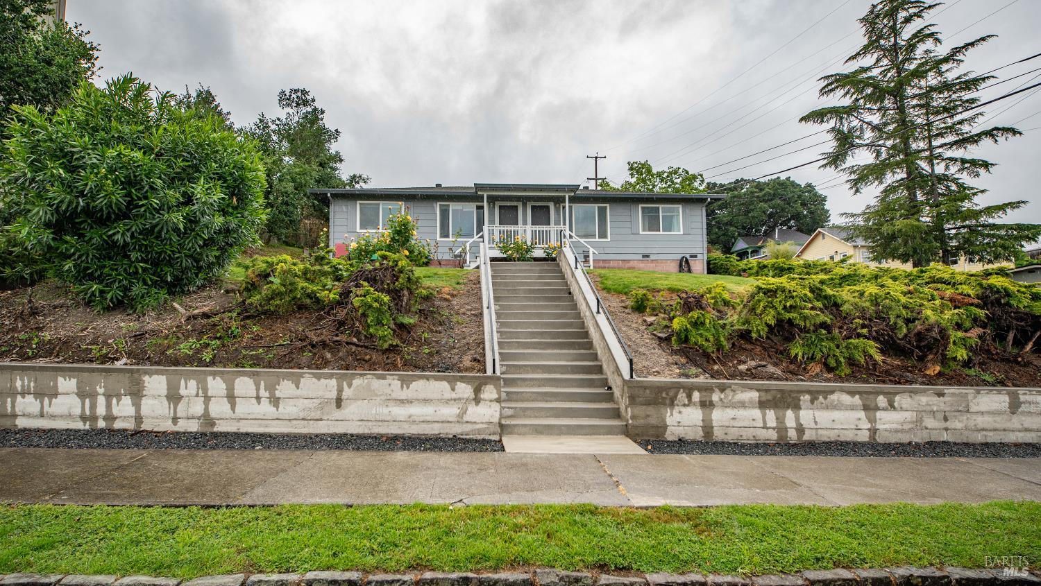 Residential Income, 621 Kentucky street, Petaluma, CA 94952 - 1