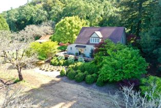 Single Family Residence,  W Soda Rock lane, Healdsburg, CA 94558 - 5
