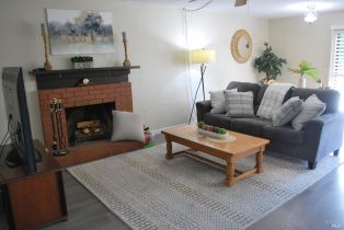 Single Family Residence, Capistrano drive, Petaluma, CA 94954 - 7