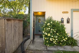 Residential Income,  Hendley street, Santa Rosa, CA 95404 - 4
