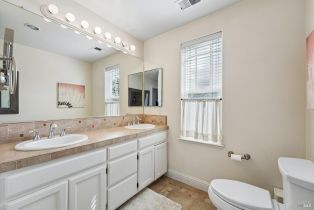 Condominium,  Windsor road, Windsor, CA 95492 - 33
