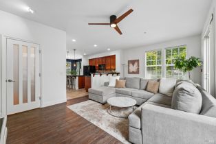 Condominium,  Windsor road, Windsor, CA 95492 - 8