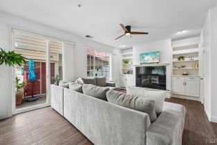 Condominium,  Windsor road, Windsor, CA 95492 - 9