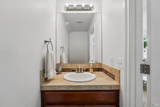 Condominium,  Windsor road, Windsor, CA 95492 - 11