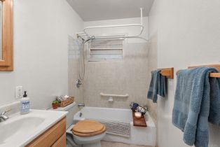 Single Family Residence, Michigan drive, Santa Rosa, CA 95405 - 15