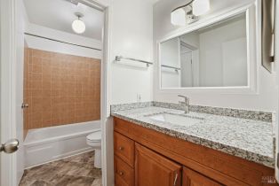 Condominium, Townview avenue, Santa Rosa, CA 95405 - 27