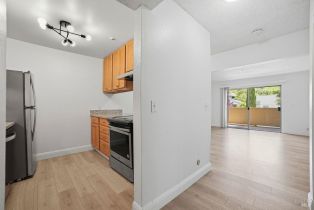 Condominium, Townview avenue, Santa Rosa, CA 95405 - 10