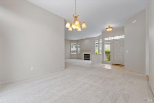 Single Family Residence, Vintage court, Petaluma, CA 94954 - 5