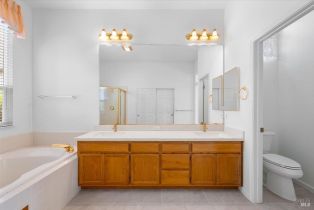 Single Family Residence, Vintage court, Petaluma, CA 94954 - 30
