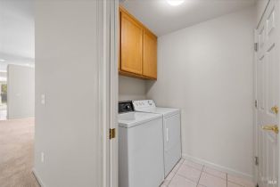 Single Family Residence, Vintage court, Petaluma, CA 94954 - 35