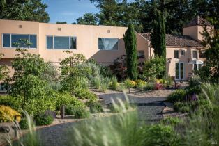 Single Family Residence,  Country Club lane, Sonoma, CA 95476 - 4