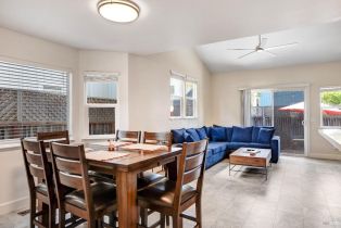 Single Family Residence,  Starr circle, Windsor, CA 95492 - 7