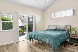 Single Family Residence,  Starr circle, Windsor, CA 95492 - 16