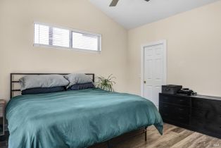 Single Family Residence,  Starr circle, Windsor, CA 95492 - 17