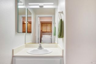 Single Family Residence,  Starr circle, Windsor, CA 95492 - 15