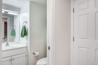 Single Family Residence,  Starr circle, Windsor, CA 95492 - 13