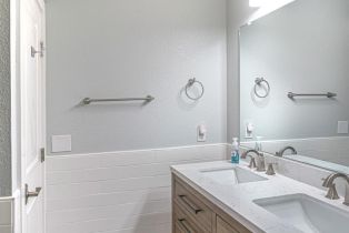 Condominium,  Mission boulevard, Santa Rosa, CA 95409 - 7