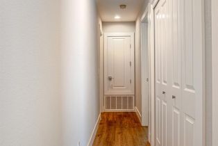 Condominium,  Mission boulevard, Santa Rosa, CA 95409 - 5