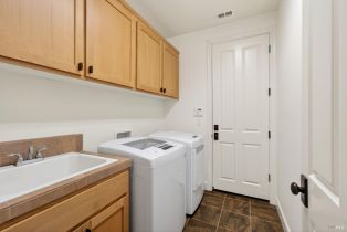 Single Family Residence,  Atherton circle, Napa, CA 94558 - 41