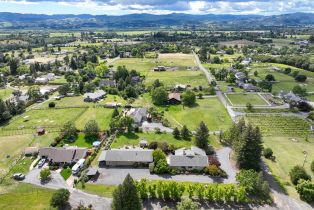 Single Family Residence,  Red Tail road, Healdsburg, CA 95448 - 57