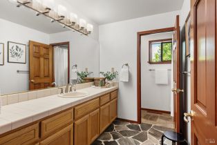 Single Family Residence,  Red Tail road, Healdsburg, CA 95448 - 27