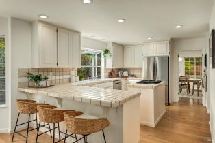 Single Family Residence, Tee drive, Healdsburg, CA 95448 - 9