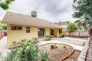 Single Family Residence,  Summer Rain drive, Windsor, CA 95492 - 46