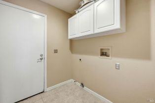 Single Family Residence,  Summer Rain drive, Windsor, CA 95492 - 44