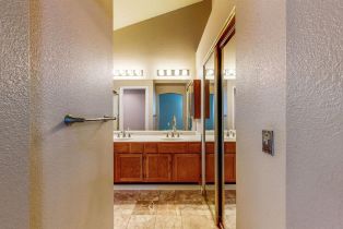 Single Family Residence,  Summer Rain drive, Windsor, CA 95492 - 30