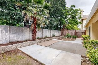 Single Family Residence,  Summer Rain drive, Windsor, CA 95492 - 47