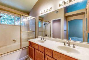 Single Family Residence,  Summer Rain drive, Windsor, CA 95492 - 31