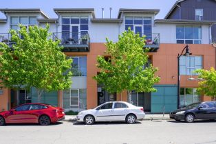 Condominium,  F street, Petaluma, CA 94952 - 2